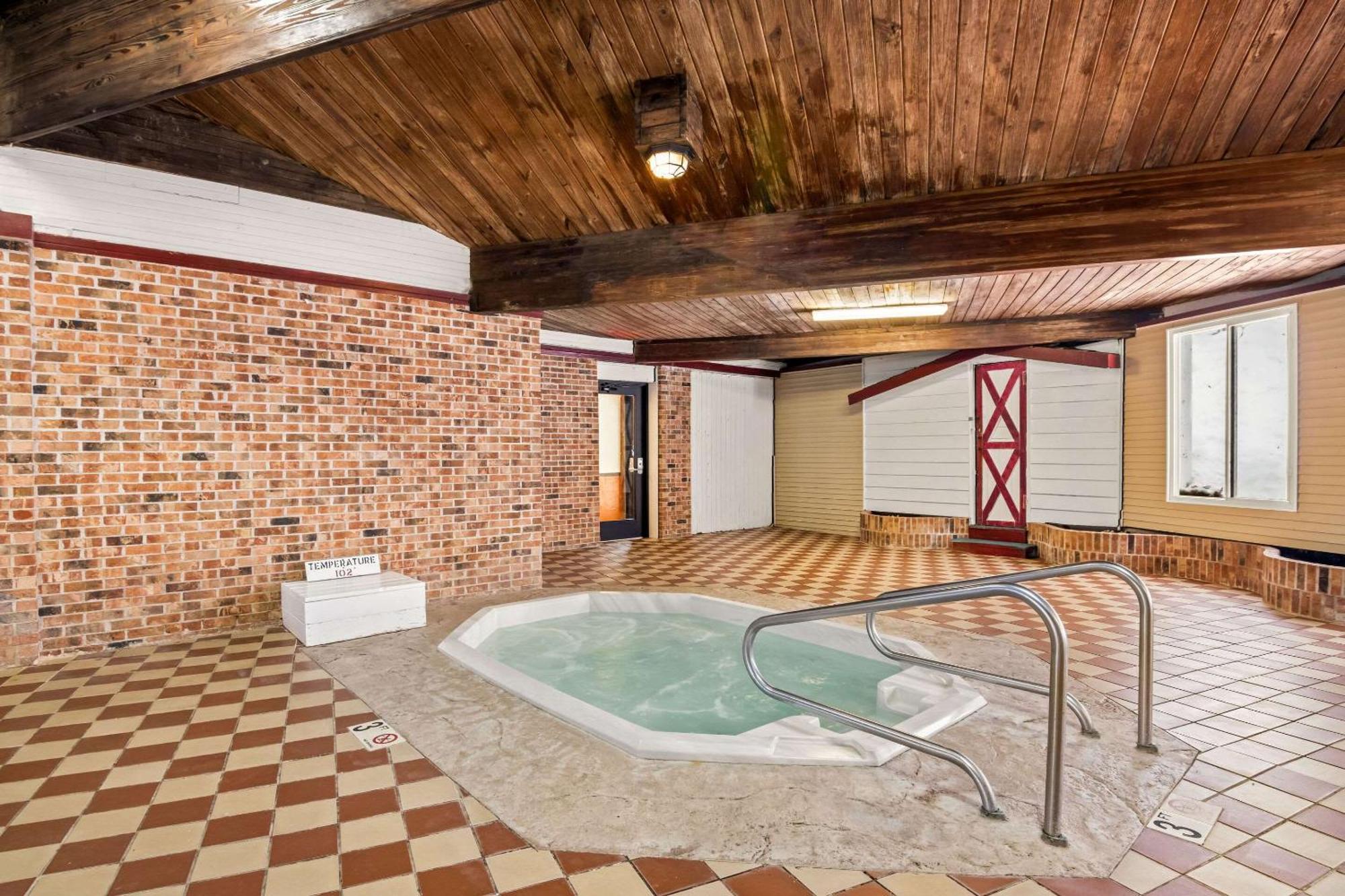 Lodge Econo